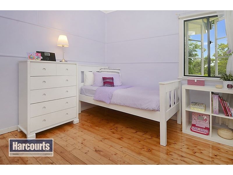 31 Railway Parade, Mitchelton QLD 4053