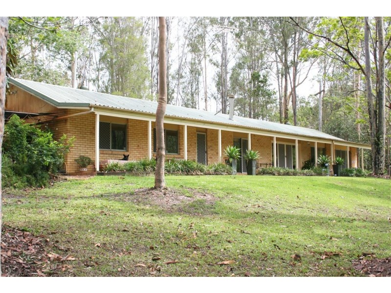 82 Collins Street, Moorina QLD 4506