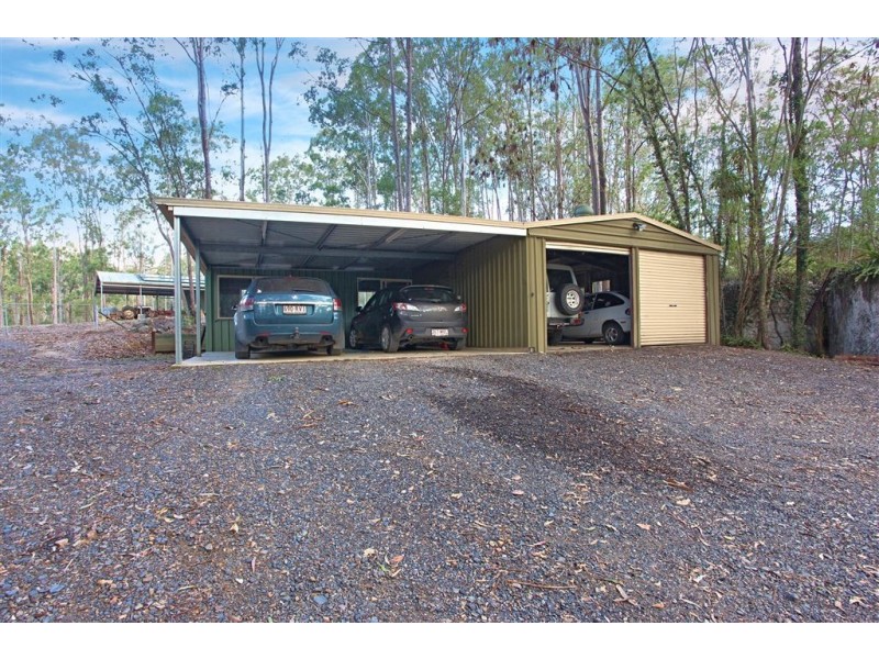 82 Collins Street, Moorina QLD 4506