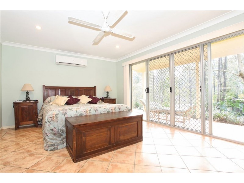 82 Collins Street, Moorina QLD 4506