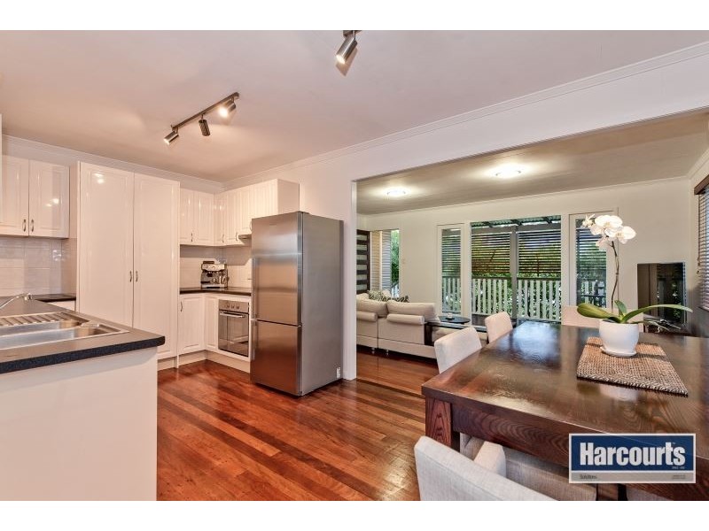 19 Corang Crescent, Ferny Hills QLD 4055