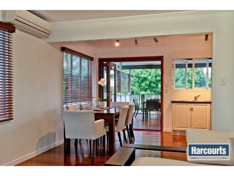 19 Corang Crescent, Ferny Hills QLD 4055