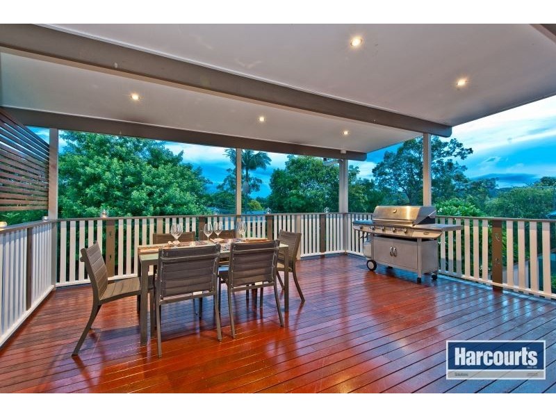 19 Corang Crescent, Ferny Hills QLD 4055