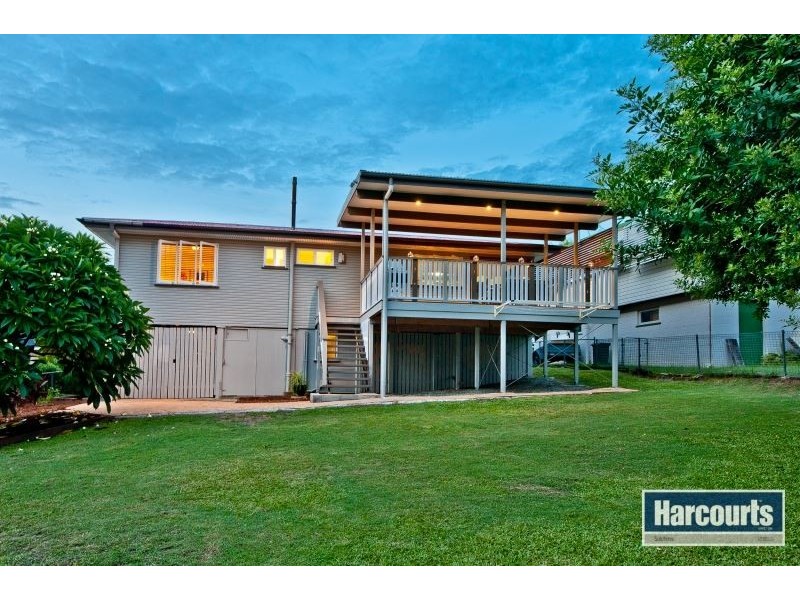 19 Corang Crescent, Ferny Hills QLD 4055