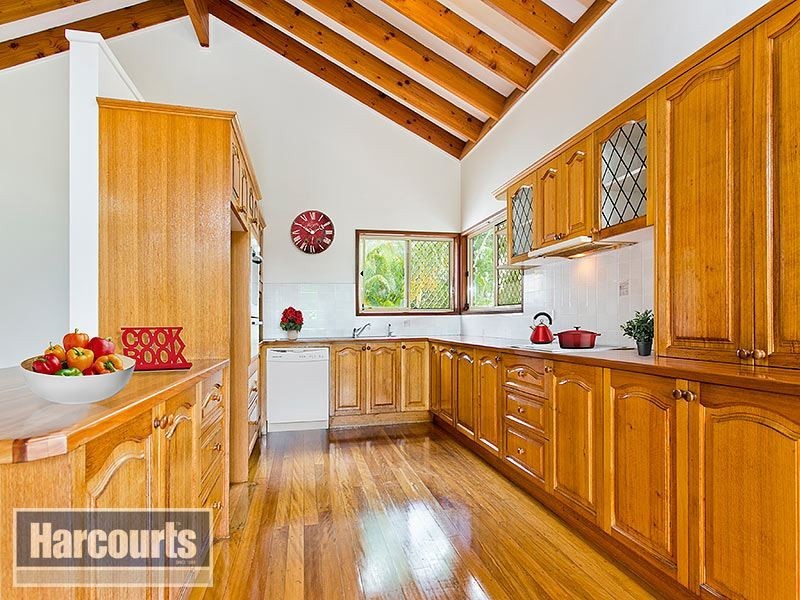 15 Shaun Place, Keperra QLD 4054