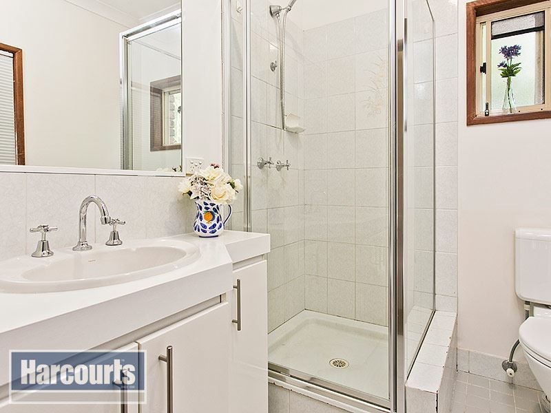 15 Shaun Place, Keperra QLD 4054