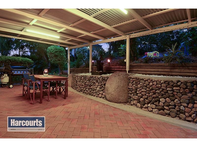 5 Wallaroy Court, Ferny Hills QLD 4055