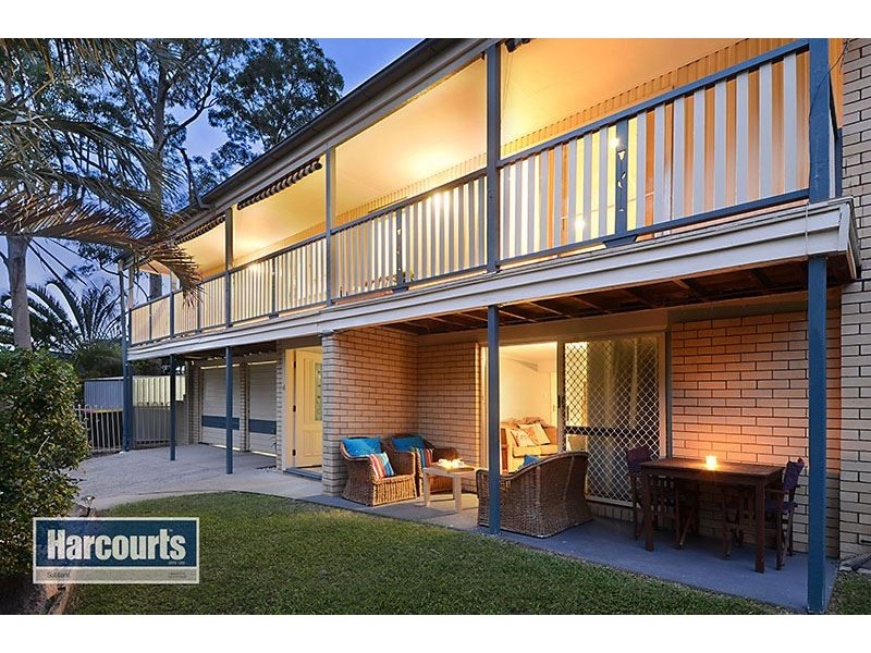 5 Wallaroy Court, Ferny Hills QLD 4055