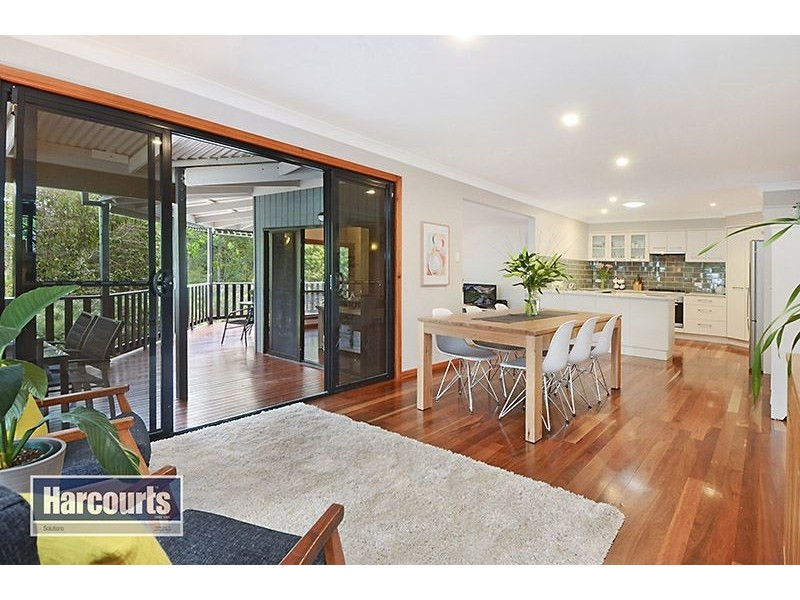 14 Cranwood Court, Ferny Hills QLD 4055