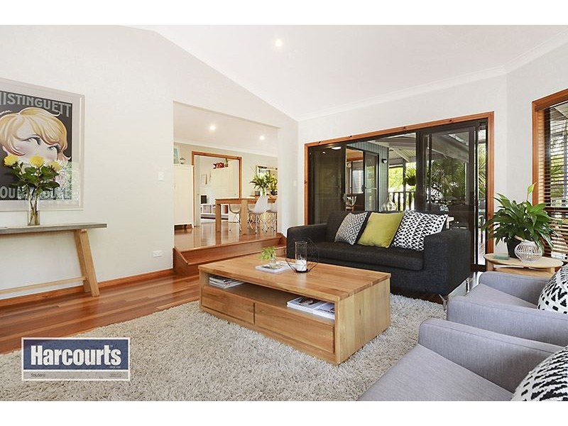 14 Cranwood Court, Ferny Hills QLD 4055