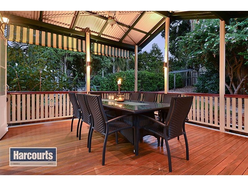 100 Blaker Road, Mitchelton QLD 4053