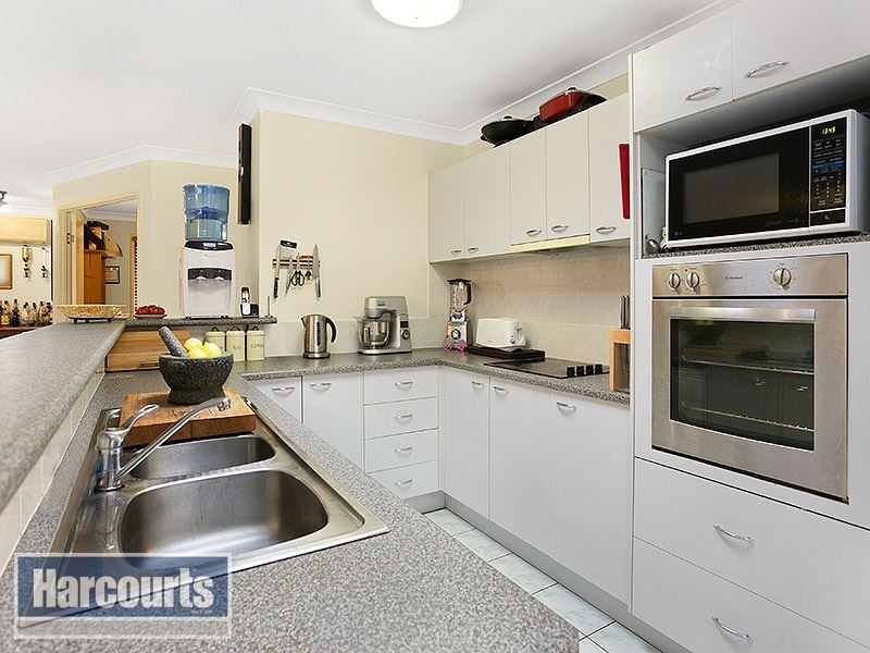 1 Emuglen Place, Ferny Grove QLD 4055