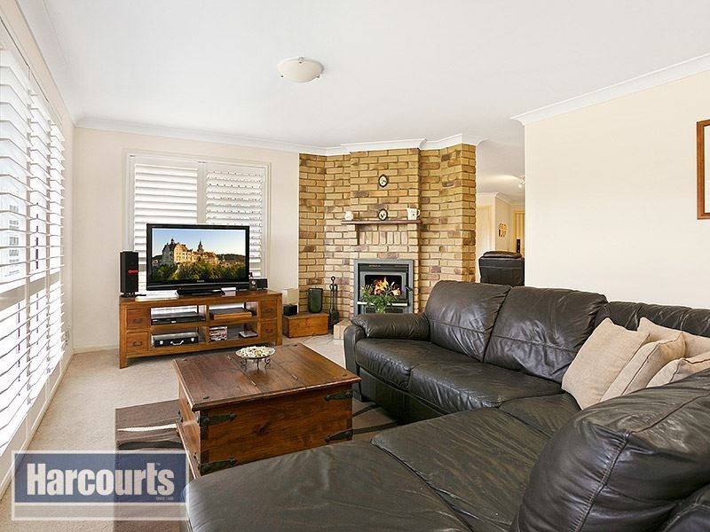 1 Emuglen Place, Ferny Grove QLD 4055