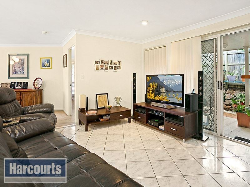 1 Emuglen Place, Ferny Grove QLD 4055