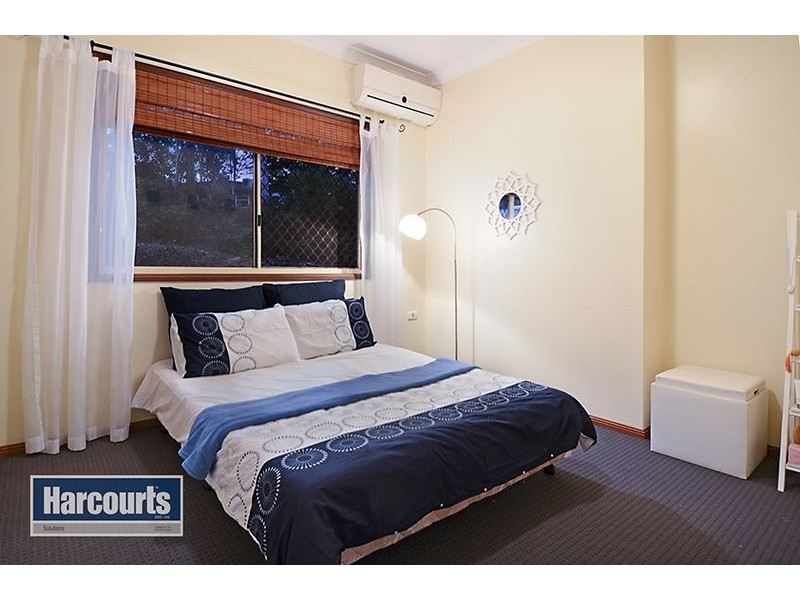 28 Oakmont Crescent, Albany Creek QLD 4035