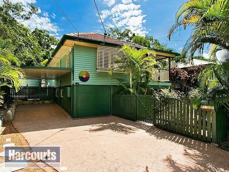 141 Glen Retreat Road, Mitchelton QLD 4053