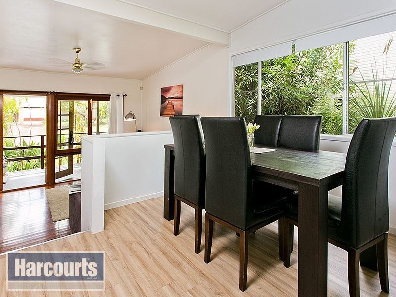 13 Burloo Crescent, Ferny Hills QLD 4055