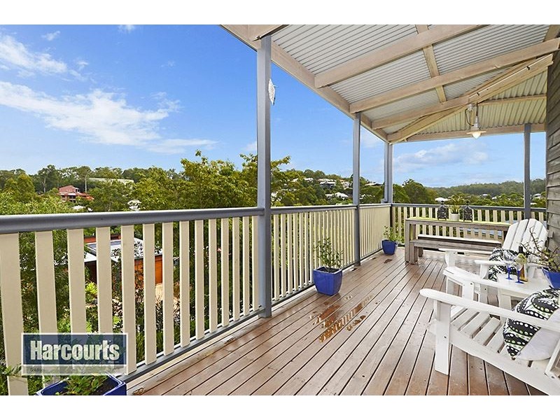 1 Cranwood Court, Ferny Hills QLD 4055