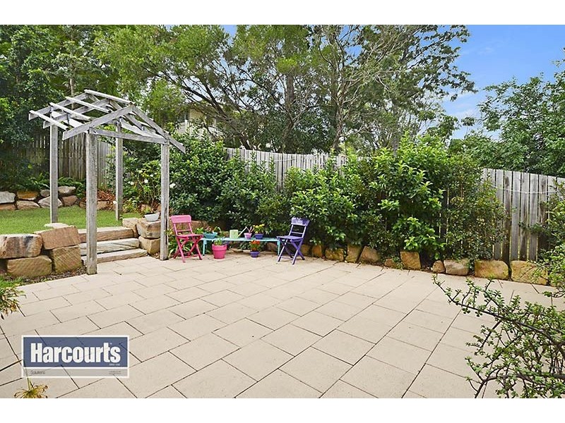 1 Cranwood Court, Ferny Hills QLD 4055
