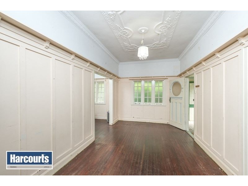 13 Kinkade Avenue, Ashgrove QLD 4060