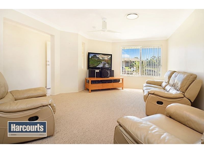 3 Wuruma Place, Albany Creek QLD 4035