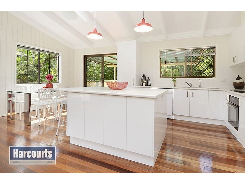 19 Amaroo Avenue, Ferny Hills QLD 4055