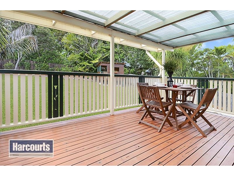 19 Amaroo Avenue, Ferny Hills QLD 4055