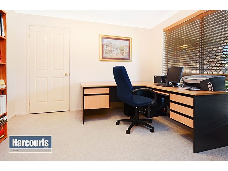 20 Lorenc Place, Bridgeman Downs QLD 4035