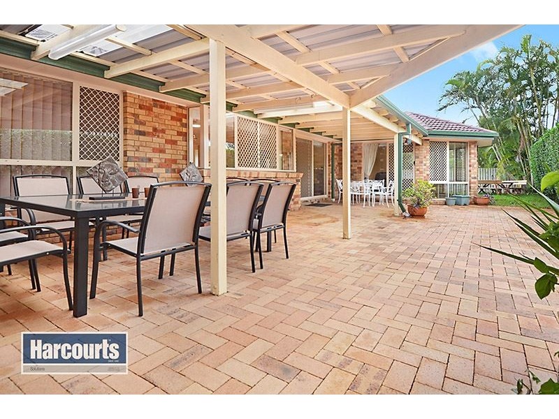 20 Lorenc Place, Bridgeman Downs QLD 4035