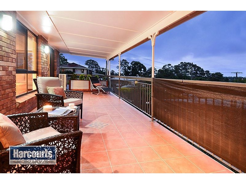 2 Yingally Drive, Arana Hills QLD 4054