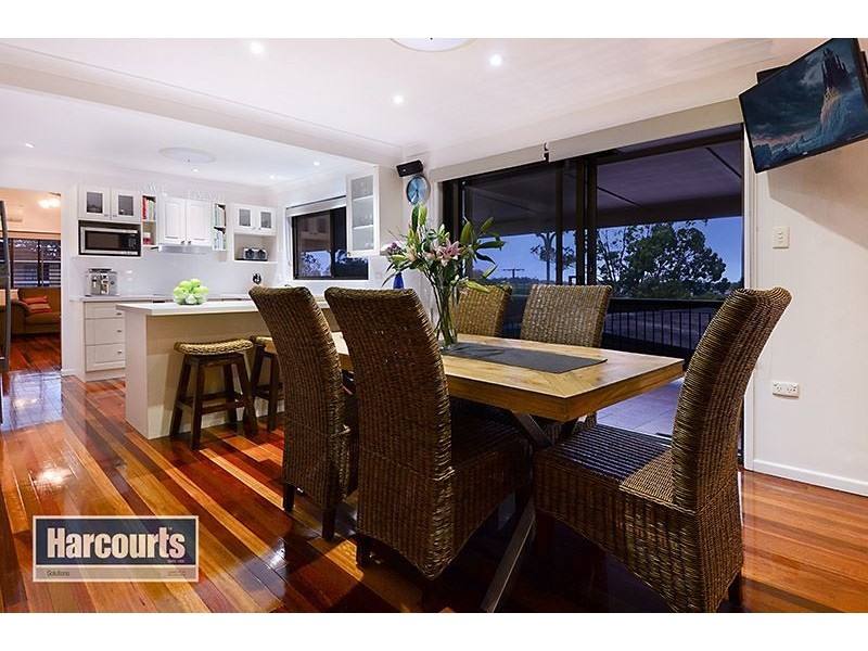 2 Yingally Drive, Arana Hills QLD 4054