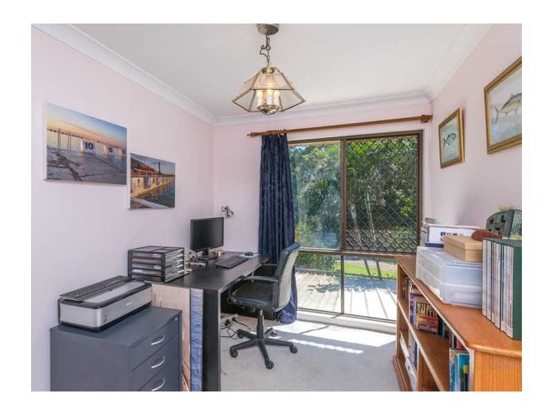 9 Bixby Court, Mcdowall QLD 4053