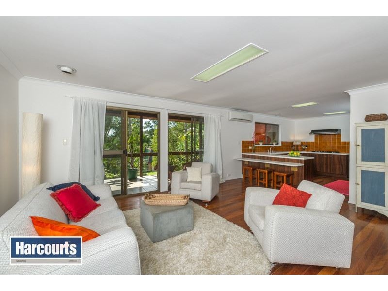 25 Nicholas Street, Mcdowall QLD 4053