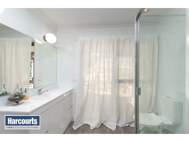 25 Nicholas Street, Mcdowall QLD 4053