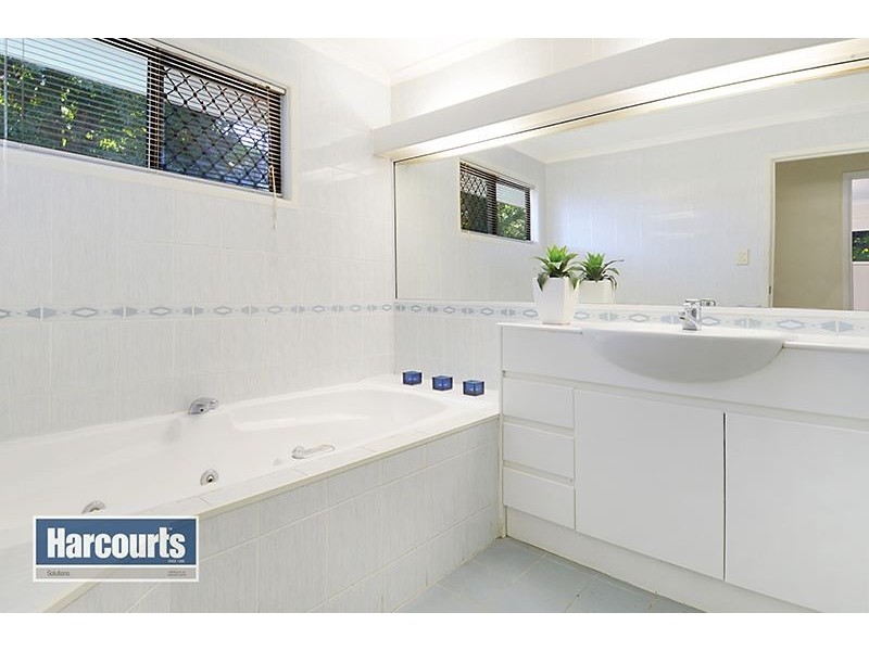 29 Kirikee Street, Ferny Grove QLD 4055