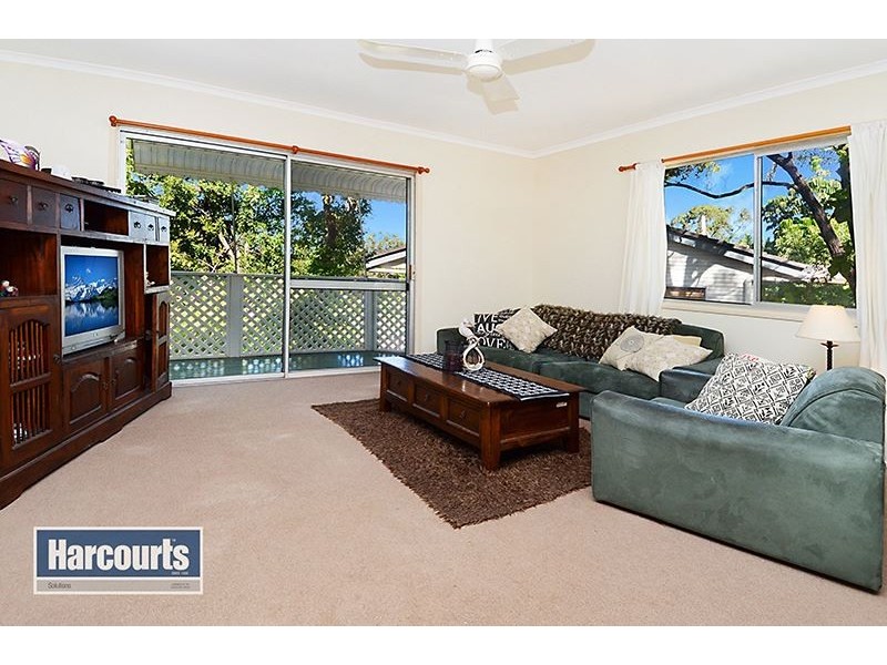 17 Dryandra Court, Everton Hills QLD 4053