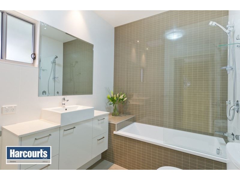 11/85 Queens Road, Everton Hills QLD 4053