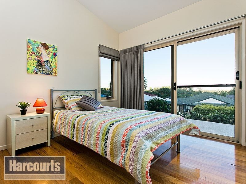 8 Tivoli Place, Ferny Grove QLD 4055