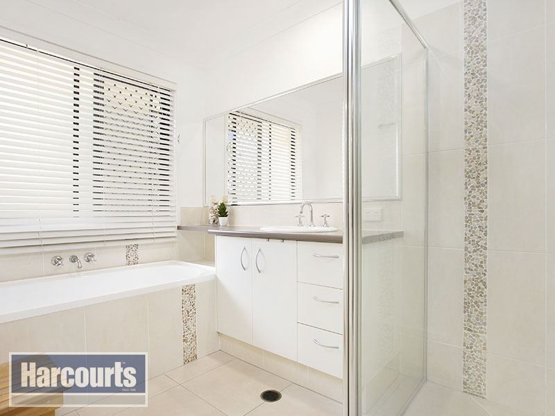 45 Rise Place, Upper Kedron QLD 4055