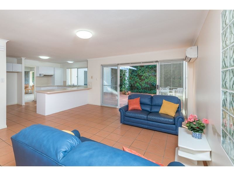 13 Mukurta Street, Chapel Hill QLD 4069