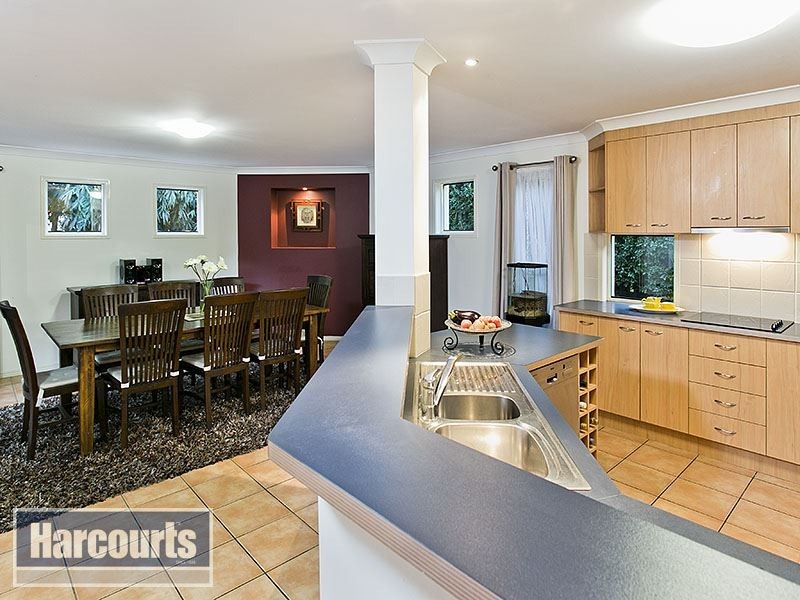 1 Pinehurst Court, Albany Creek QLD 4035