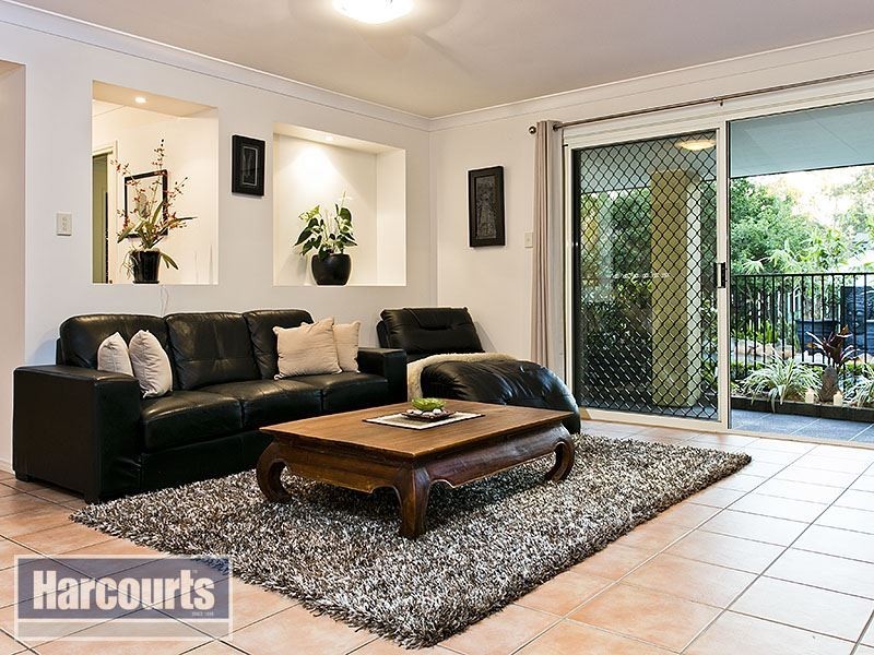 1 Pinehurst Court, Albany Creek QLD 4035