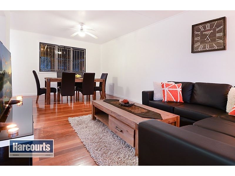 79 Kolora Crescent, Ferny Hills QLD 4055