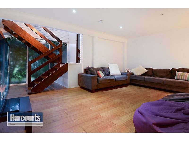 79 Kolora Crescent, Ferny Hills QLD 4055