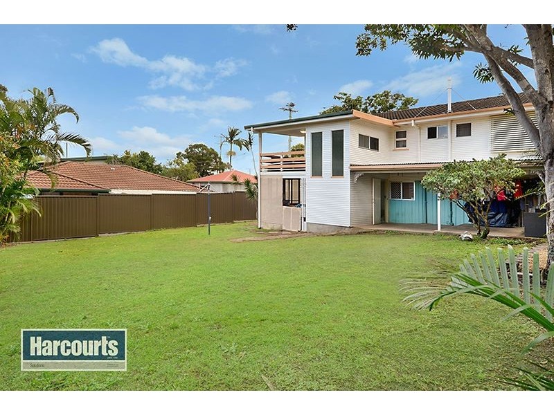 5 Ferny Way, Ferny Hills QLD 4055