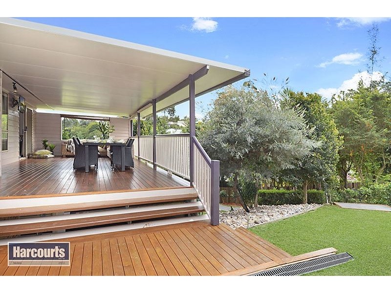 3 Whitewood Place, Arana Hills QLD 4054