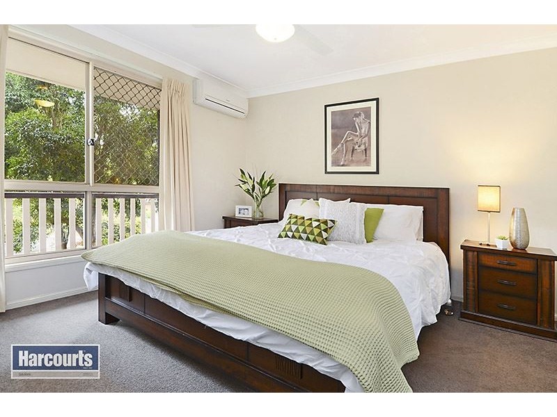 3 Whitewood Place, Arana Hills QLD 4054