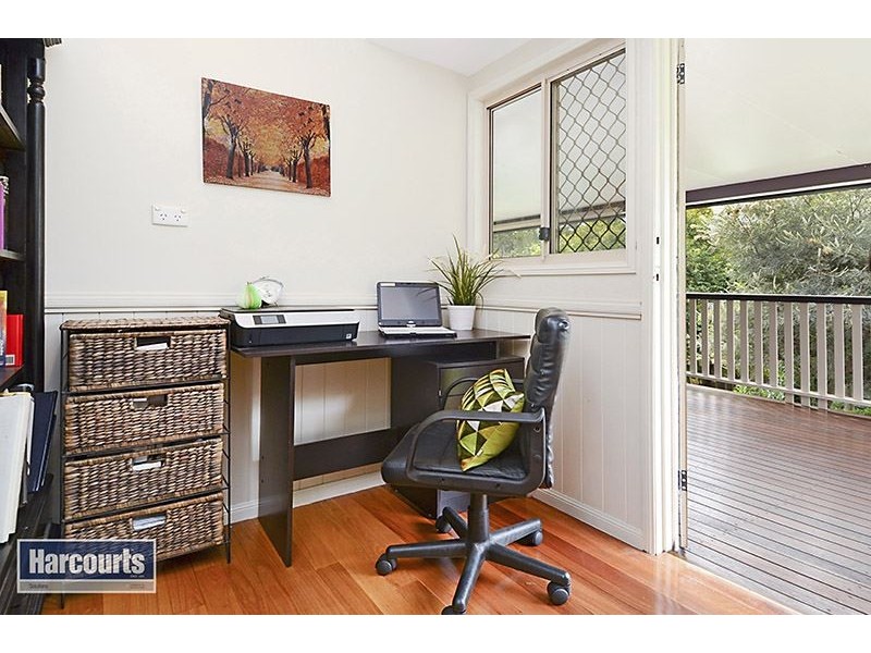 3 Whitewood Place, Arana Hills QLD 4054