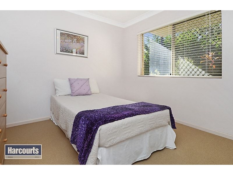 2/16 Kedron Avenue, Mitchelton QLD 4053