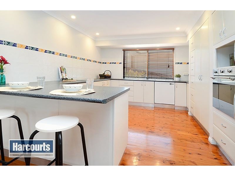 4 Glenwood Place, Ferny Hills QLD 4055
